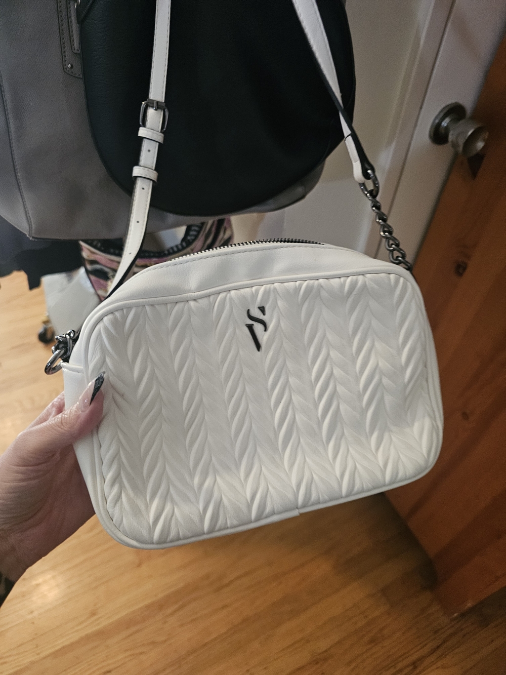 Vera Wang White Quilted Braided Crossbody Bag